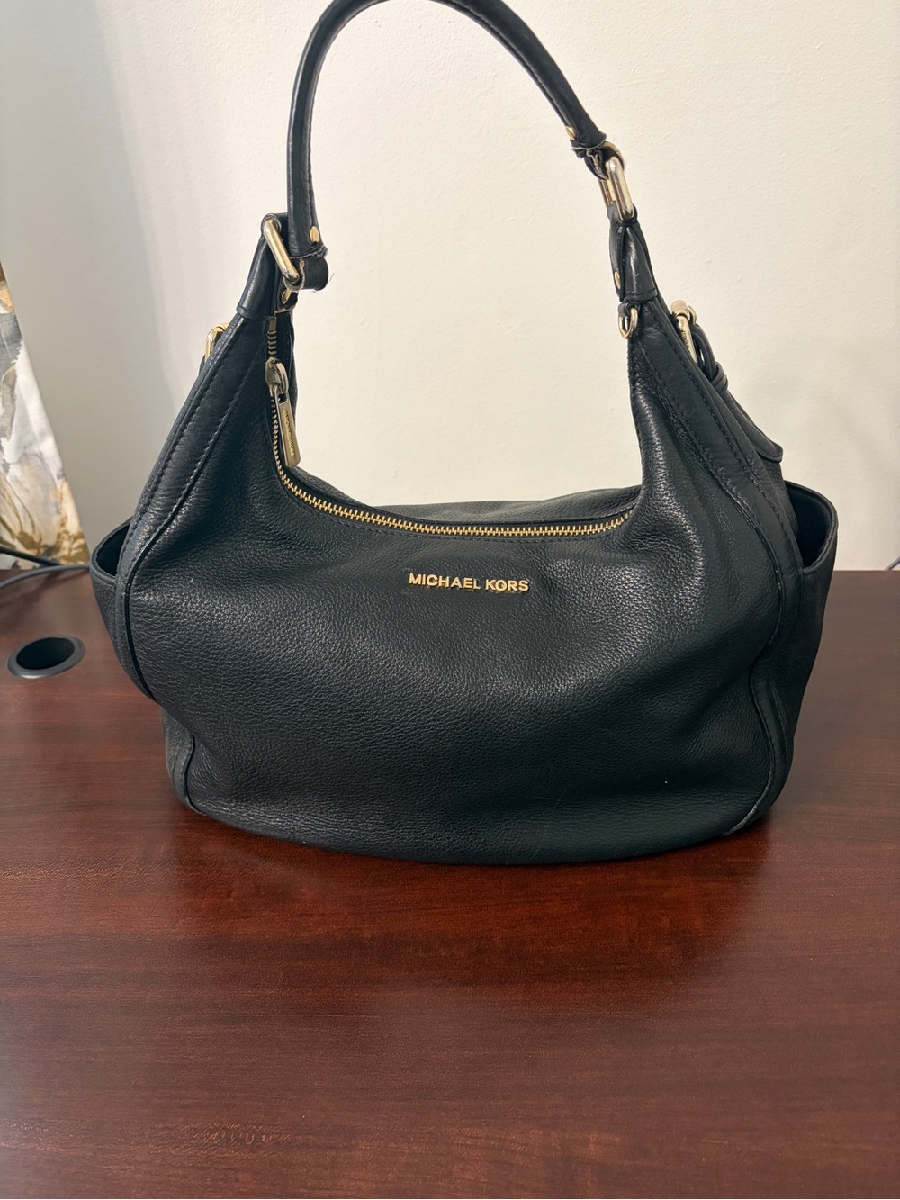 Michael Kors Black Leather Shoulder Bag - Picture 11 of 11